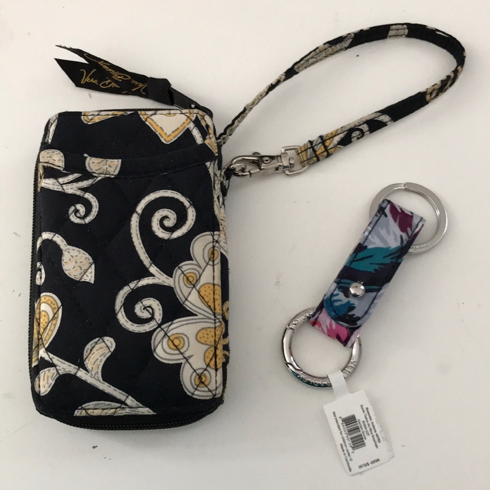 Vera Bradley wristlet and keychain
